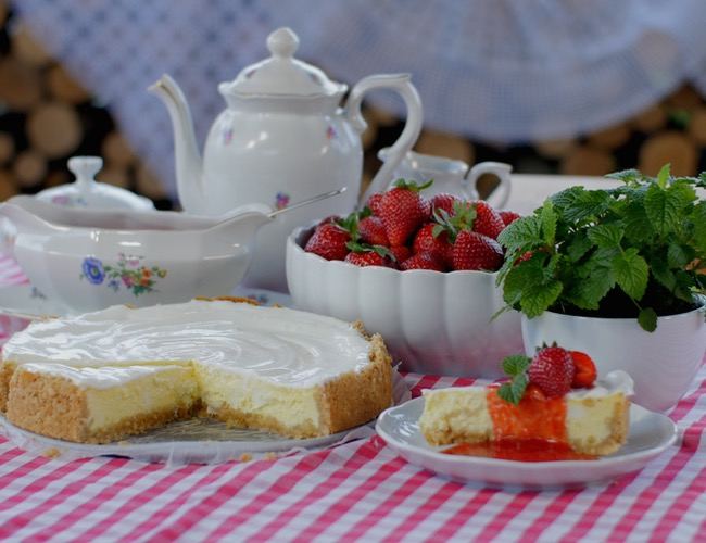 Fotopostup: Cheesecake s jahodovou omáčkou