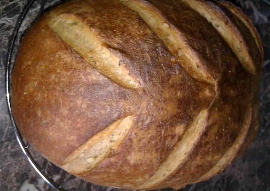 Bramborovo-pšenično-žitný chleba