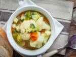 Jarní zeleninová polévka s dýňovými semínky