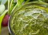 Pesto z listů ředkviček