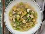 Bramborová polévka s tofu