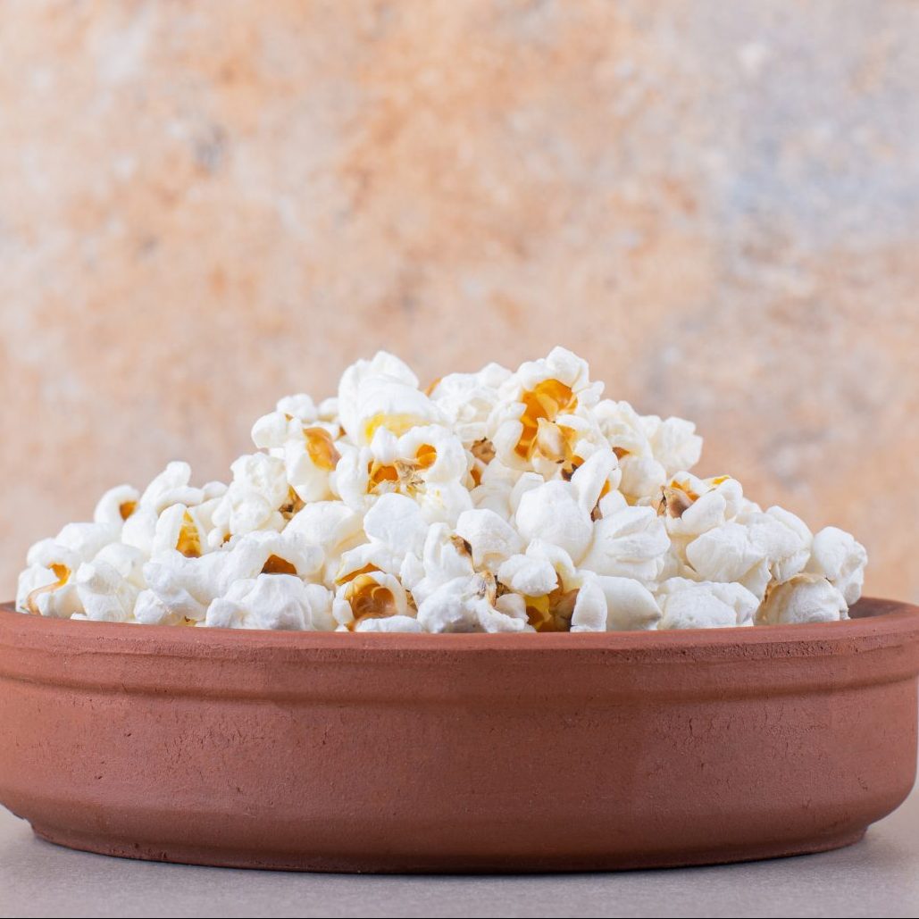 Recept na domácí popcorn s parmezánem
