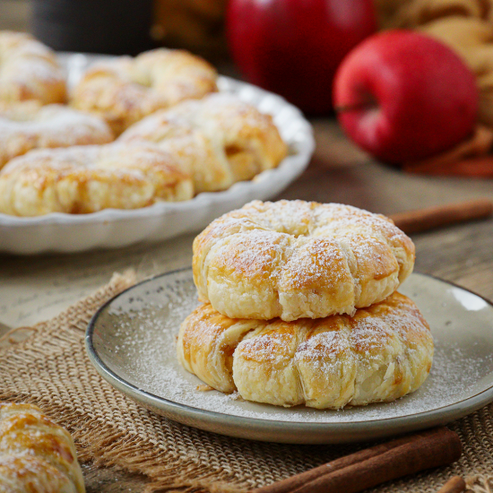 Pečená jablka v listovém těstě