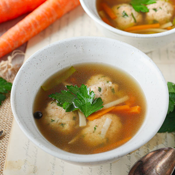 Polévka s rybími knedlíčky