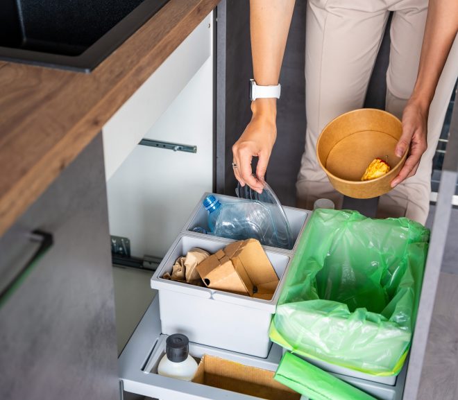 Jak ušetřit místo v koši na tříděný odpad? TOP rady pro třídění odpadu