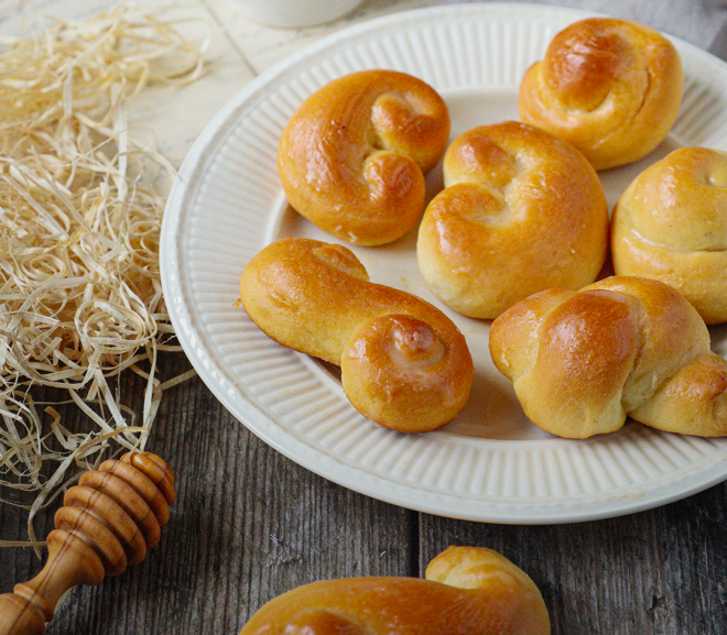 Tradiční velikonoční jidáše s medem